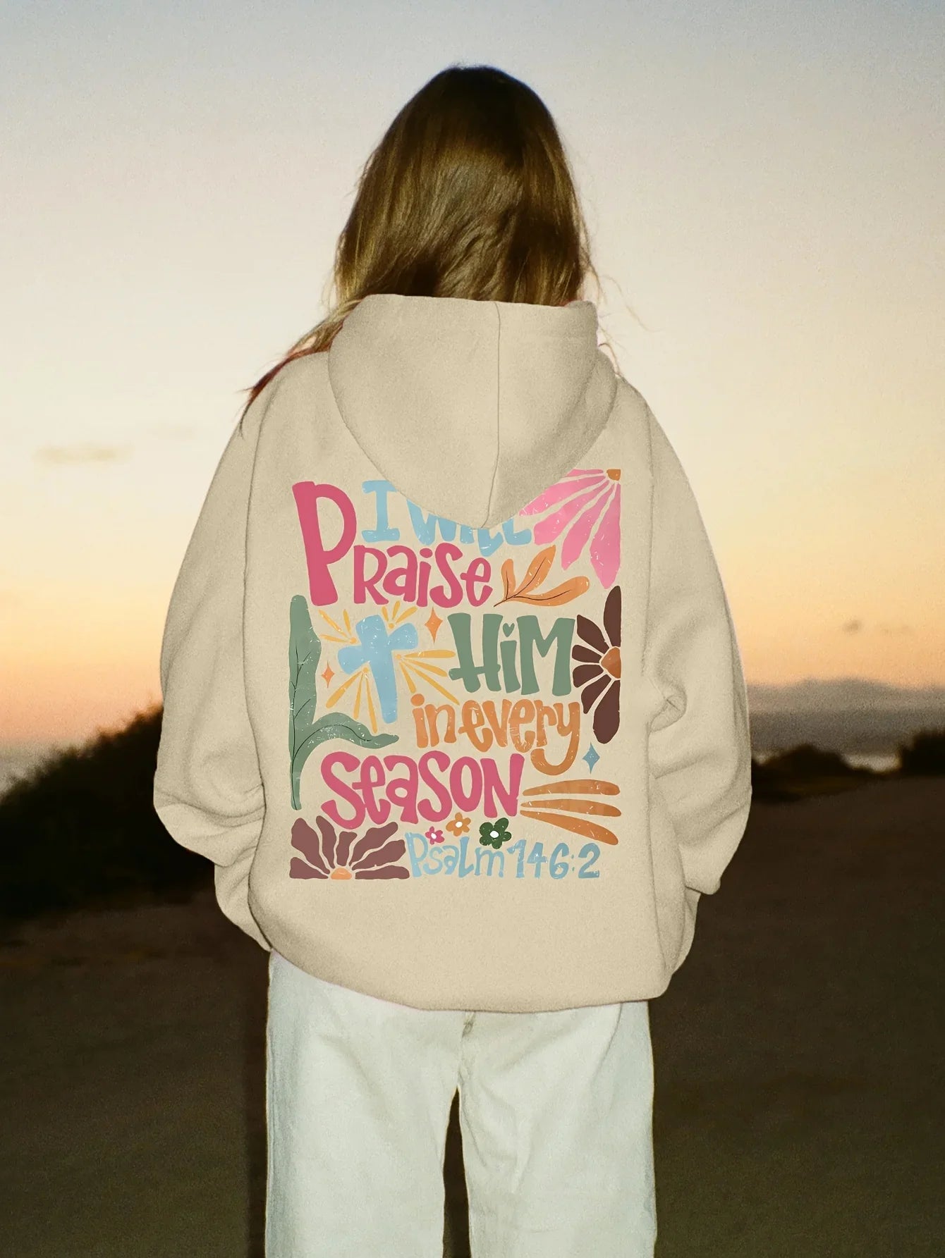 Oversized Hoodie “Praise the Sun” – Unisex Sweater with Colorful Backprint