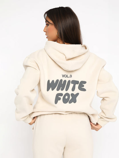 Luxe Lounge Set – White Fox Edition