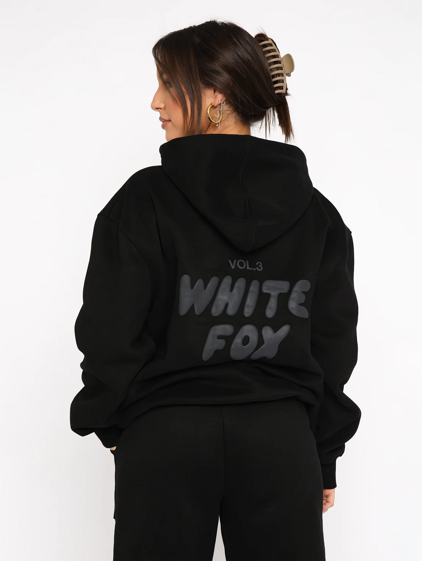 Luxe Lounge Set – White Fox Edition